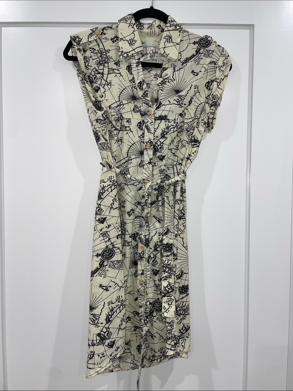 EUC Roberta Oaks Shirt Dress
